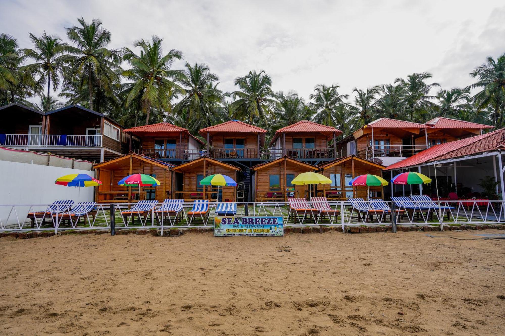 Om Sai Beach Resort 阿贡达 外观 照片